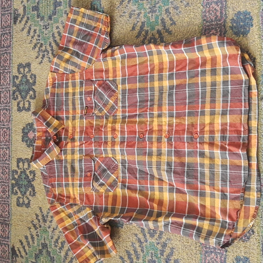 Caterpillar CAT Men's XL Plaid Short Sleeve Button Down Work Shirt